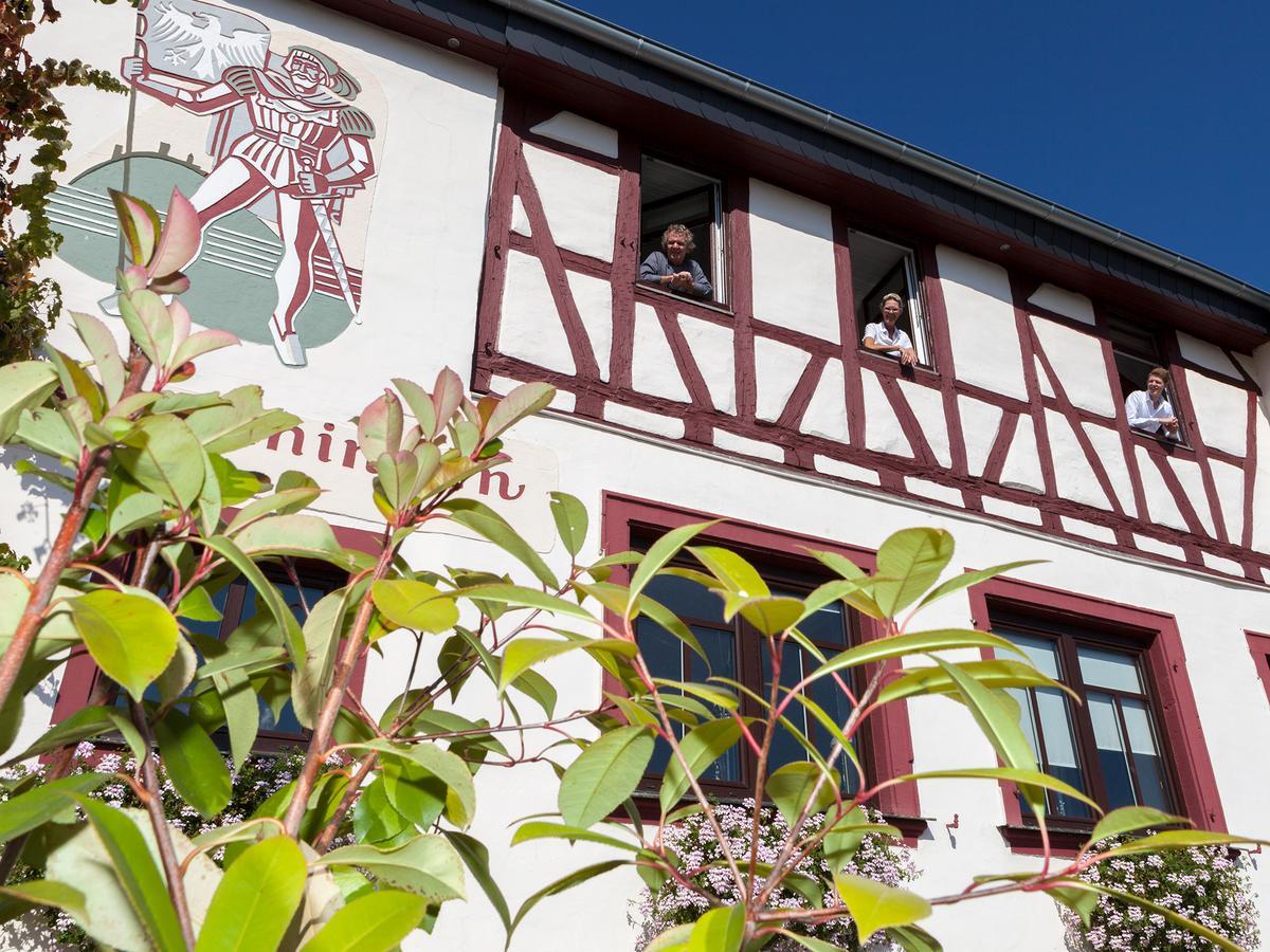 Hotel Zum Burggraf Neuleiningen Exterior foto